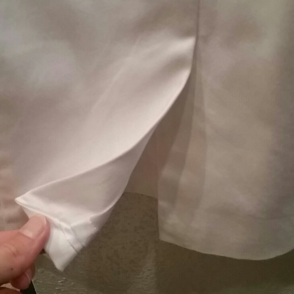 White House Black Market - Picture 3 of 3